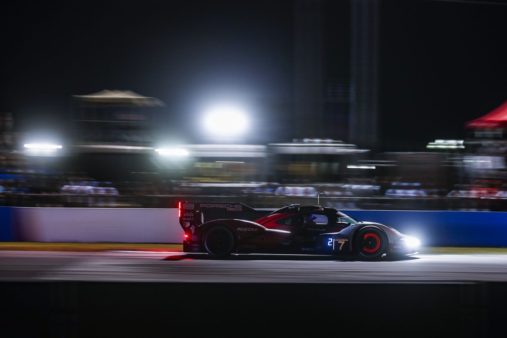 (Foto: Porsche / Juergen Tap)